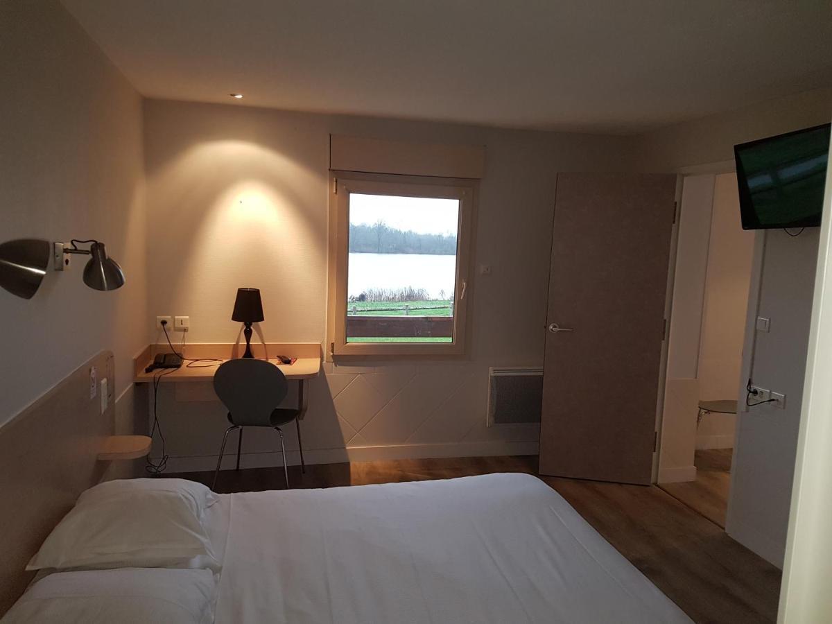 Logis Hotel Restaurant La Vieille Ferme, Macon Nord 桑切 外观 照片