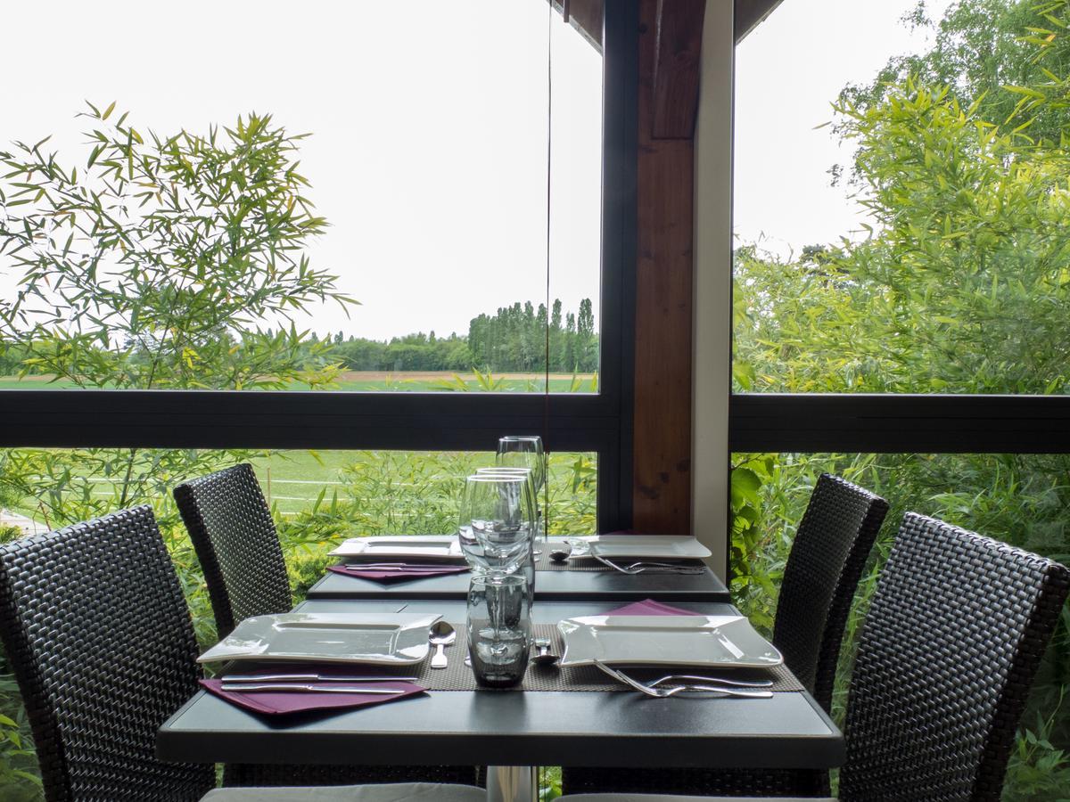 Logis Hotel Restaurant La Vieille Ferme, Macon Nord 桑切 外观 照片