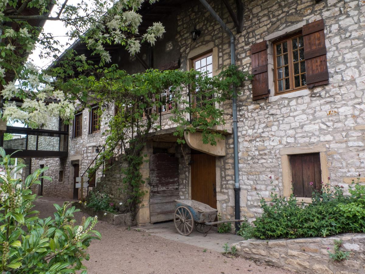 Logis Hotel Restaurant La Vieille Ferme, Macon Nord 桑切 外观 照片